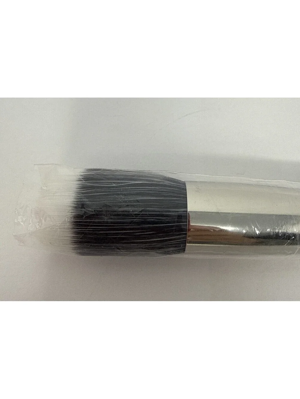 Mac Duo Fibre Powder Brush 1875  RN 3